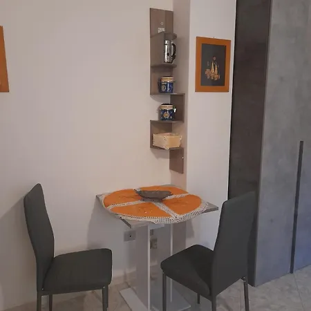 Lido Monolocale Apartmán *